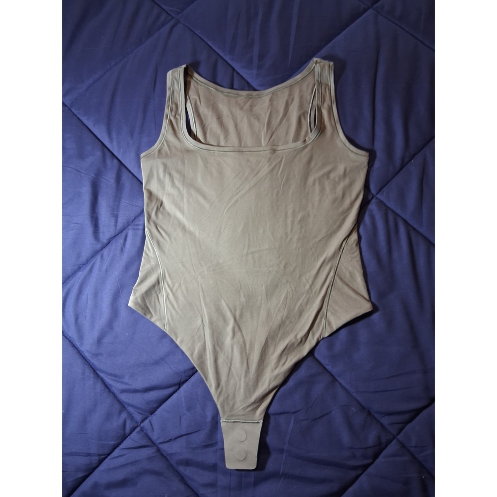 Lululemon Square Neck Sleeveless Bodysuit Thong Back Olive Green Taupe